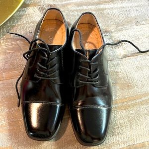 Kids Florsheim dress shoes.